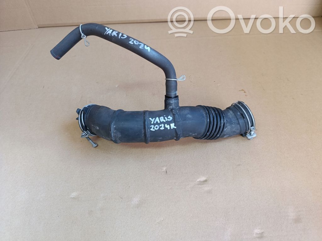 Toyota Yaris Einzelteil Lufteinlasskanal 