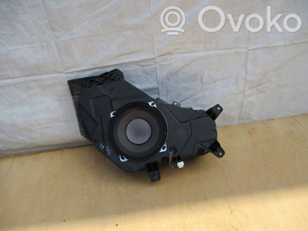 Hyundai ix35 Subwoofer speaker 