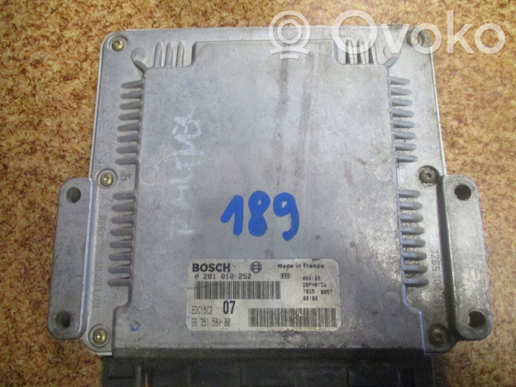 Peugeot 208 I Wing mirror control module 