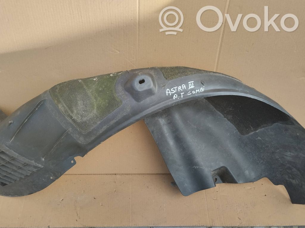 Opel Astra J Aleta trasera 