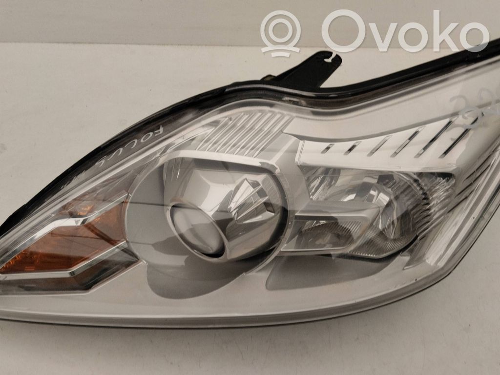 Ford Focus Headlight/headlamp 