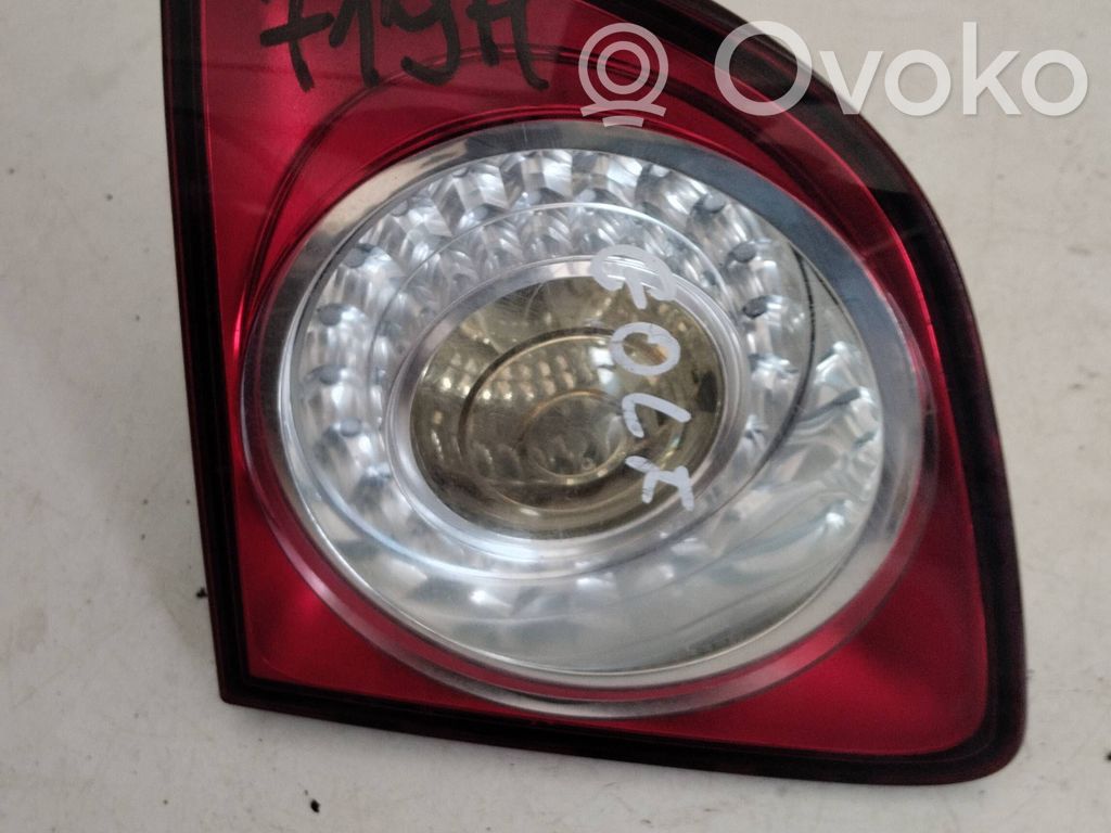 Volkswagen Golf Plus Lampă spate în capacul portbagajului 