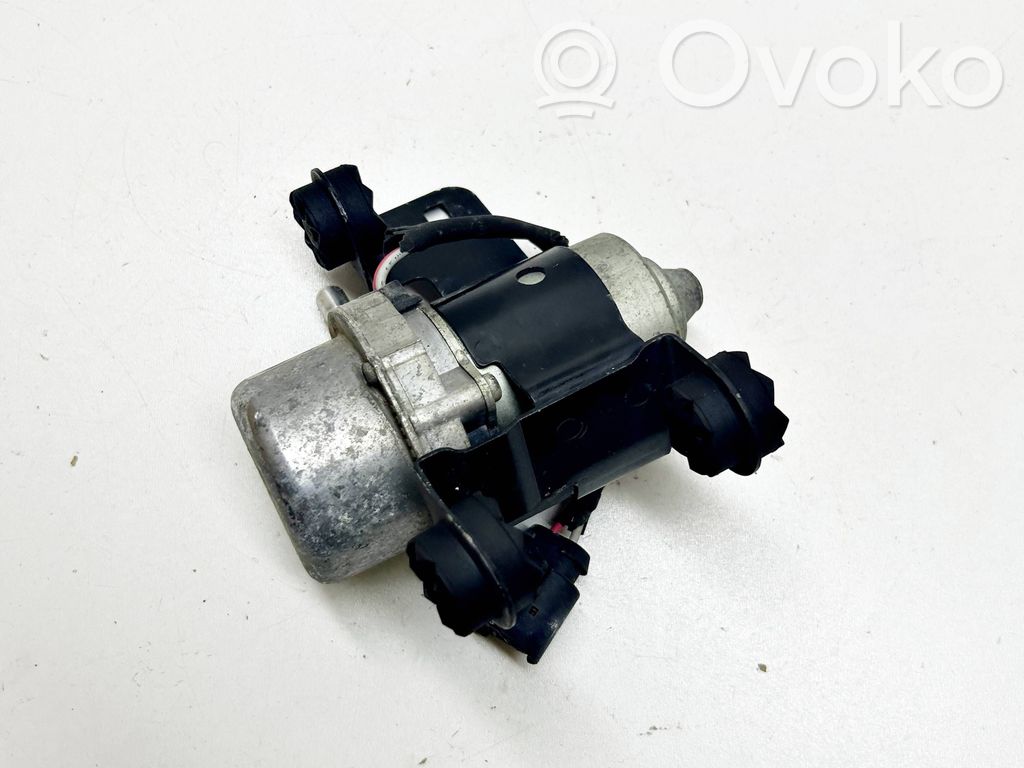 BMW M3 Vacuum pump 