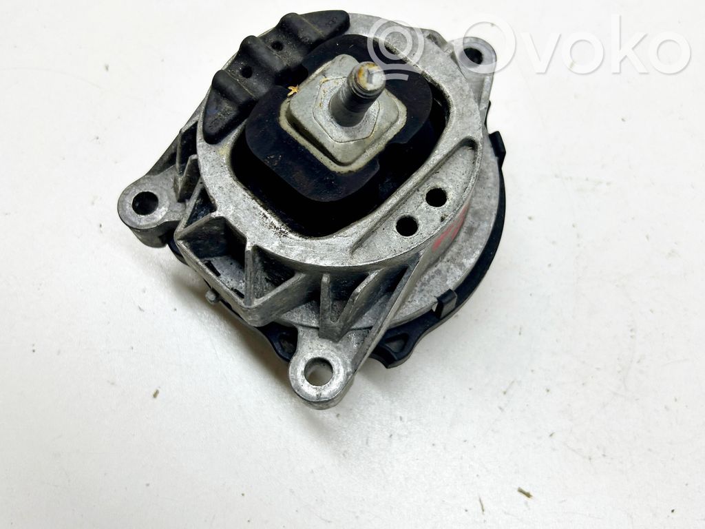 BMW 3 G20 G21 Engine mount bracket 