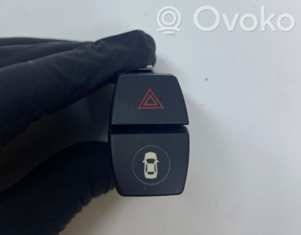 BMW X6 F16 Przycisk świateł awaryjnych 