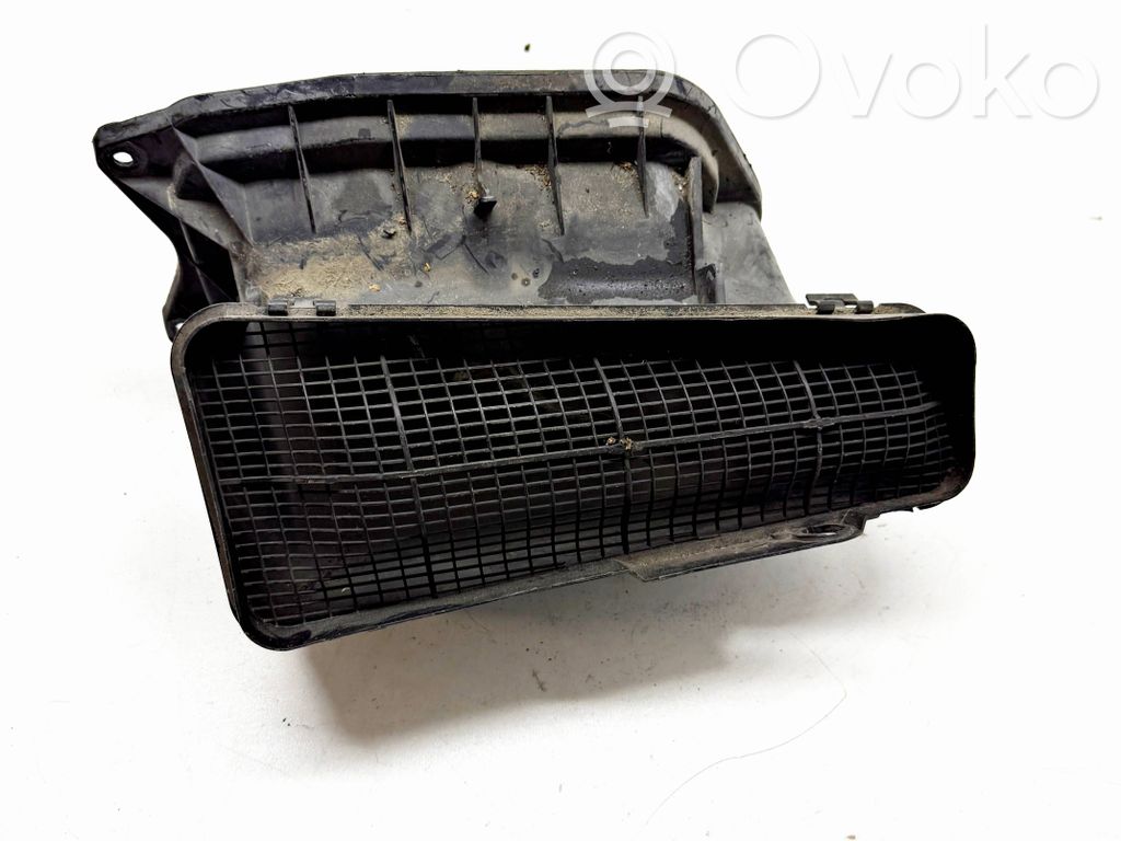 Audi A8 S8 D4 4H Air intake duct part 