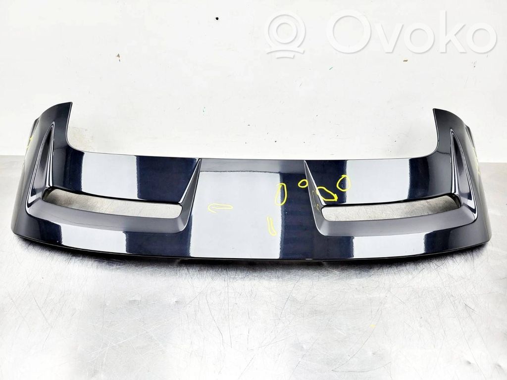 Rear window tailgate spoiler