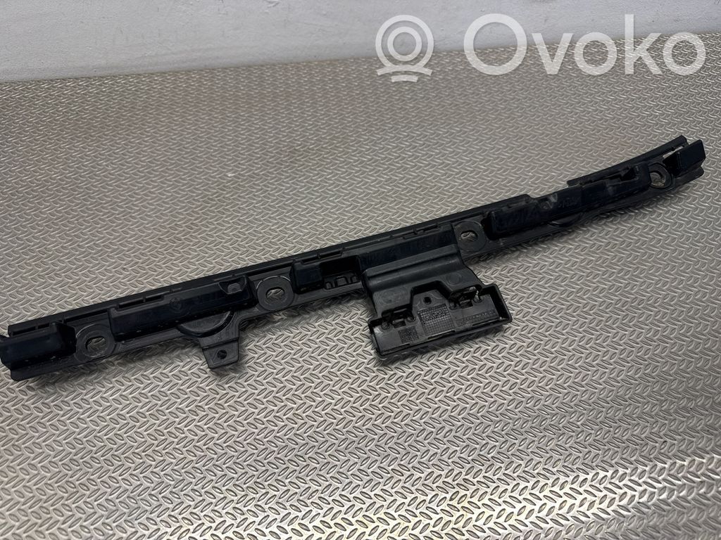 BMW 4 G22 G23 G24 G26 Ślizg listwy progowej 
