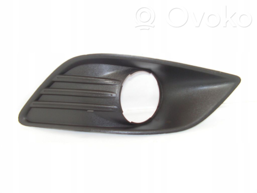 Ford Focus Priešrūkinio žibinto apdaila/ grotelės 
