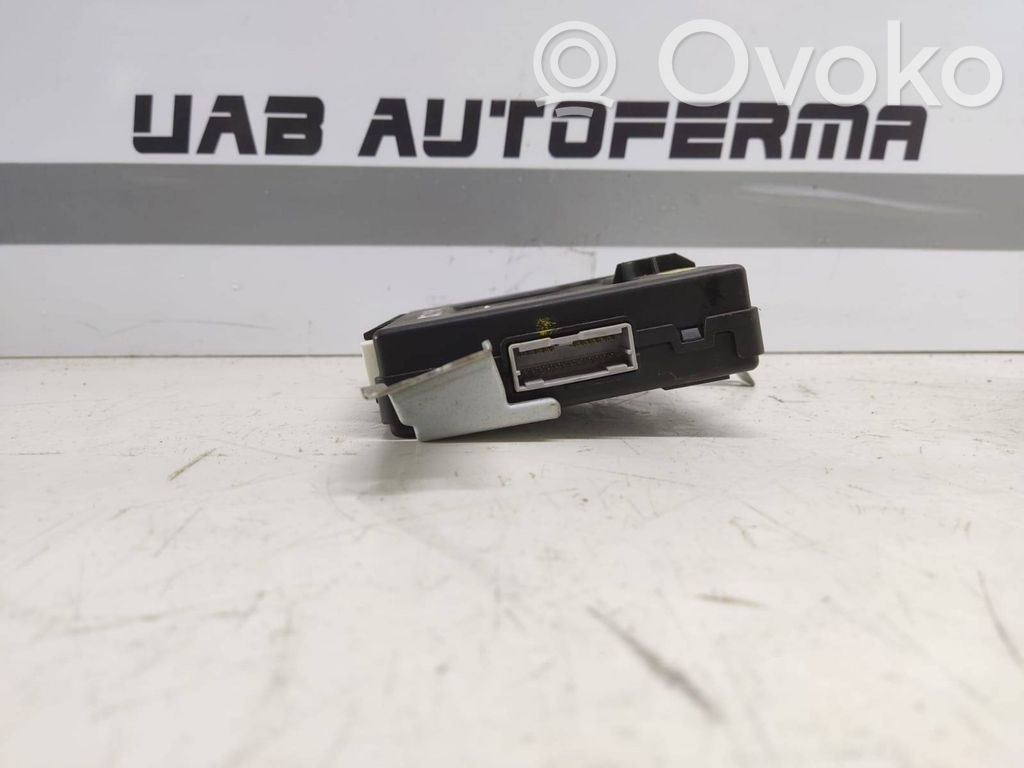 Renault Clio IV Comfort/convenience module 