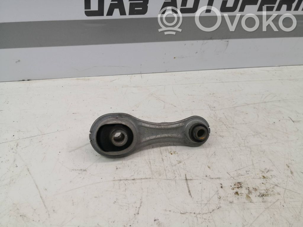 Renault Captur Engine mount bracket 