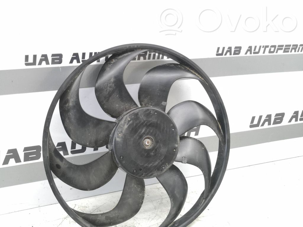 Renault Captur Elektrisks radiatoru ventilators 