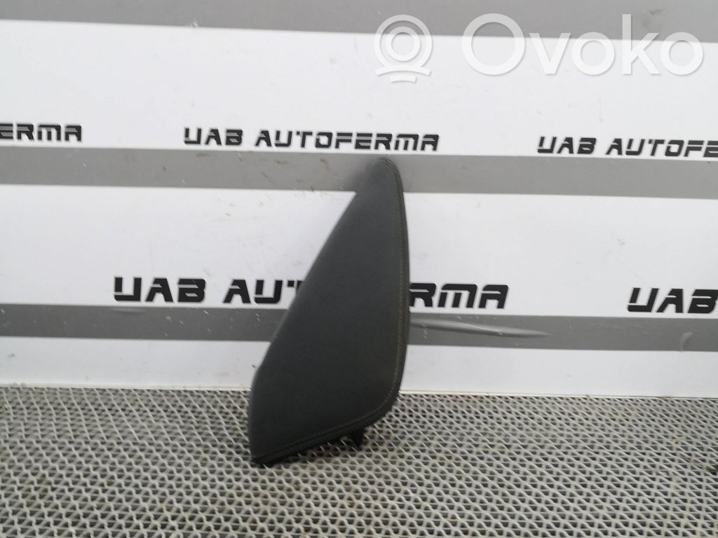 Nissan Qashqai Boczny element deski rozdzielczej 