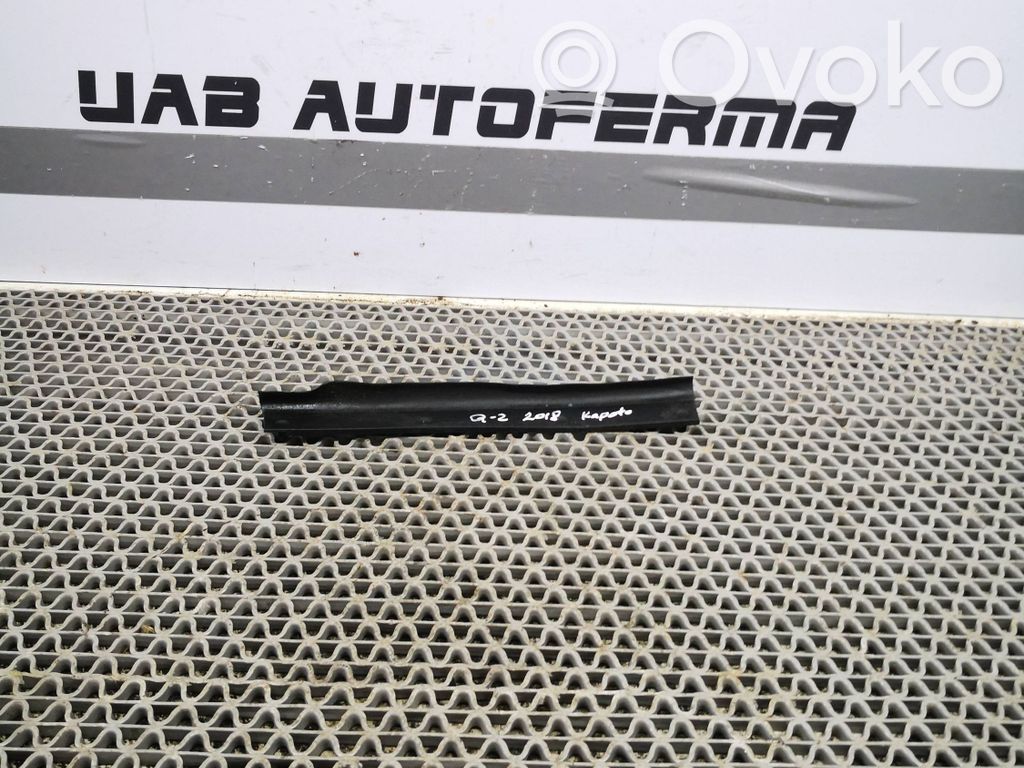 Audi Q2 - Engine compartment rubber 
