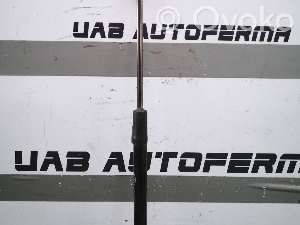 KIA Ceed Tailgate/trunk strut/damper 