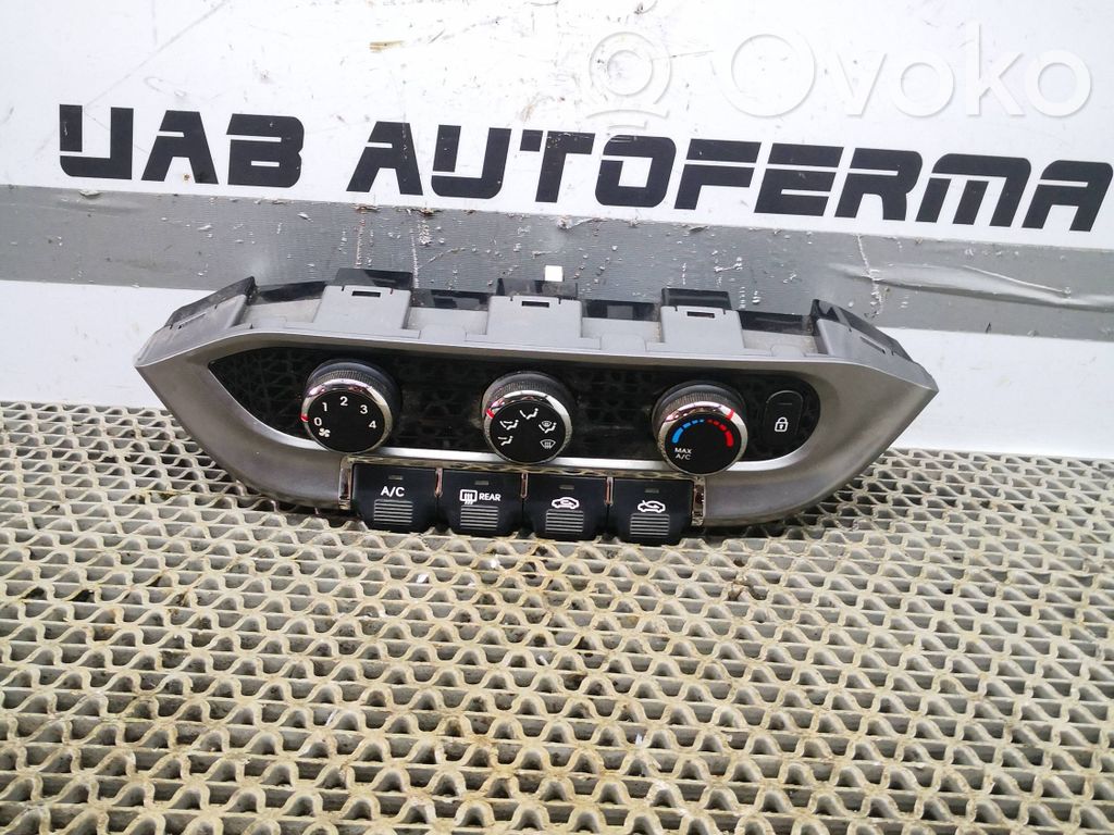 Climate control unit   972501W930