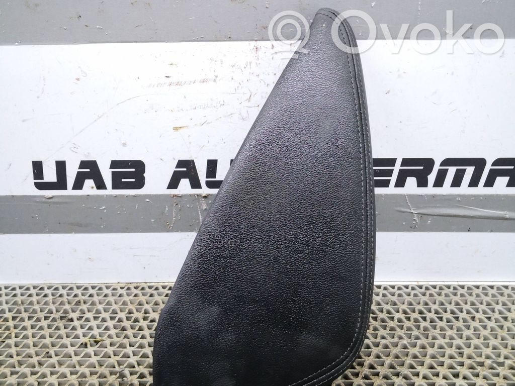 Nissan Qashqai Boczny element deski rozdzielczej 