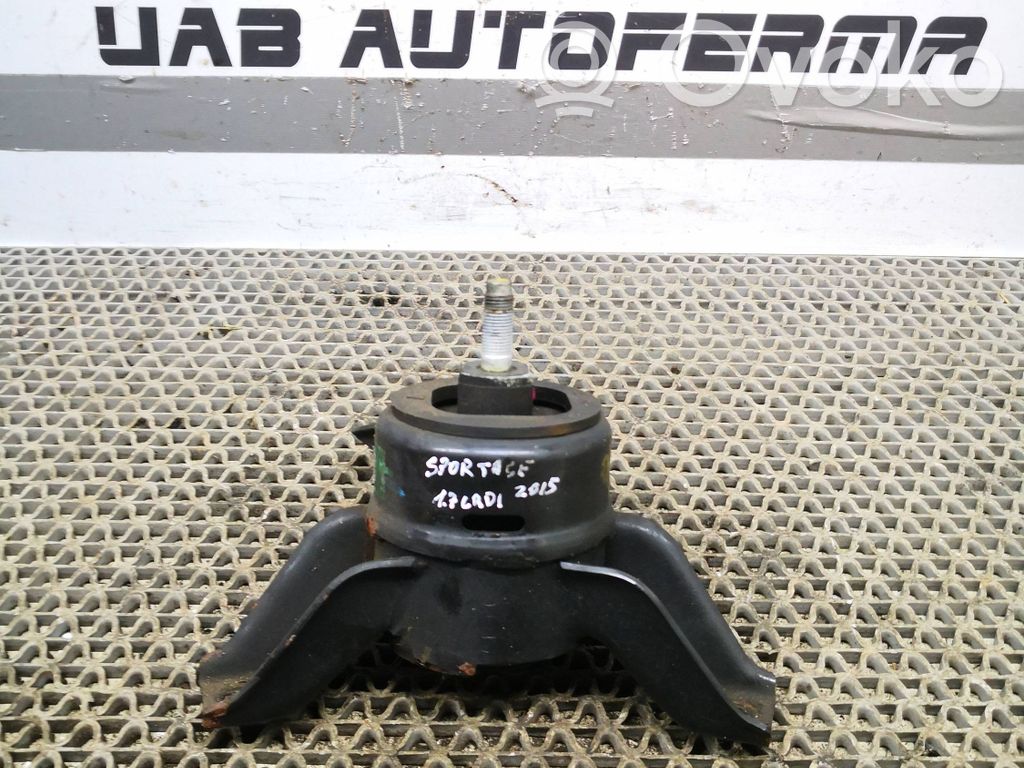 KIA Sportage Engine mount bracket 