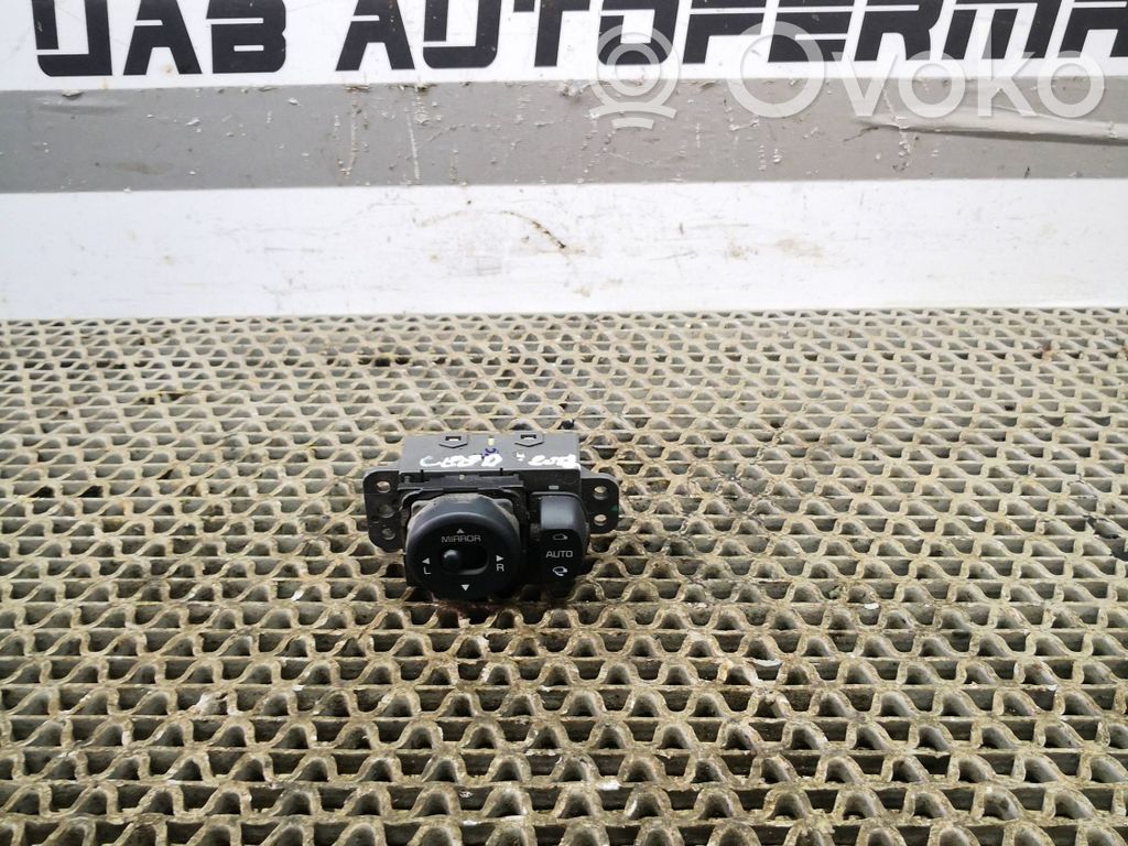 KIA Ceed Wing mirror switch 