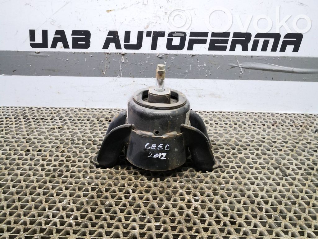KIA Ceed Engine mount bracket 