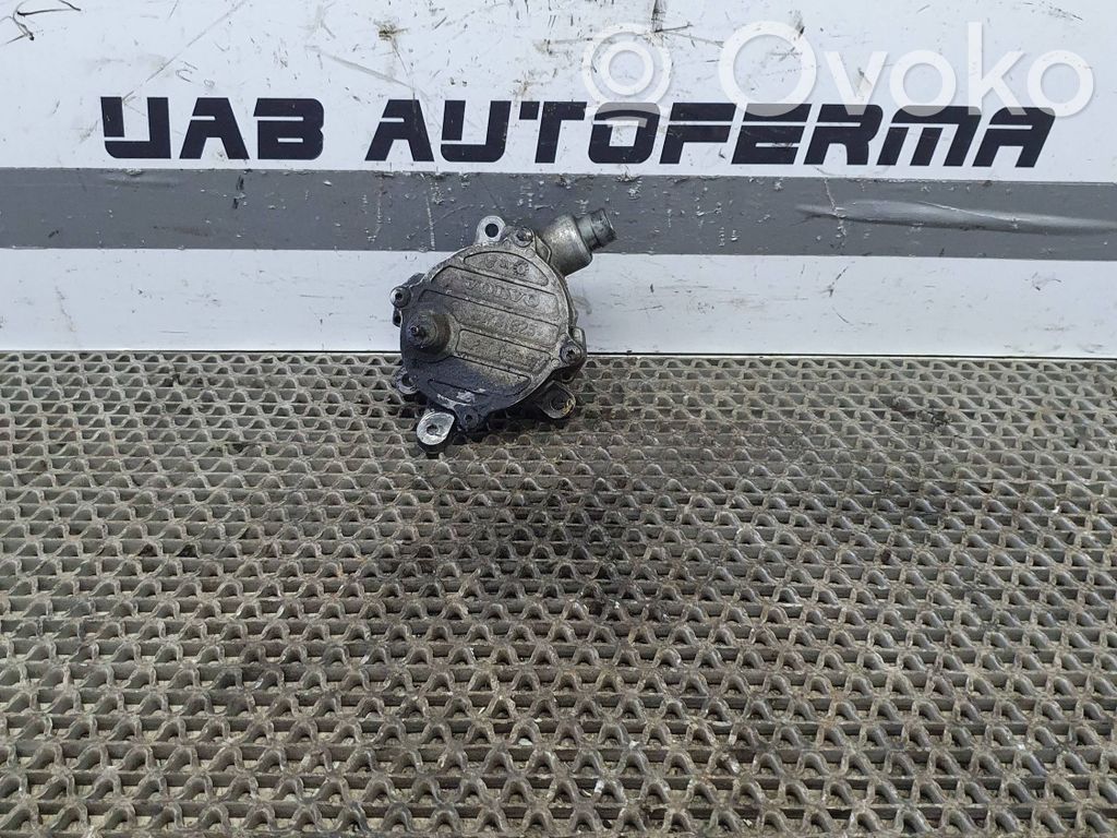 Volvo XC90 Vacuum pump 