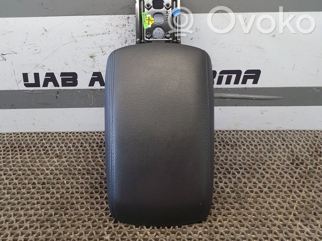 Ford Focus Armrest 