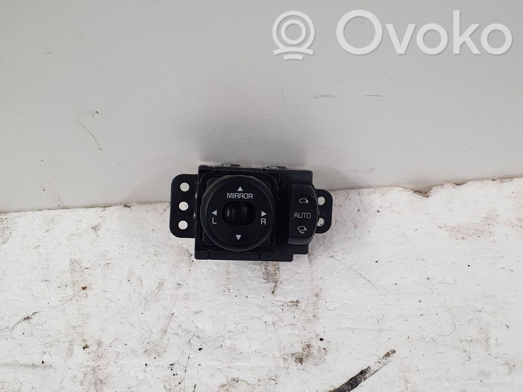 KIA Ceed Wing mirror switch 