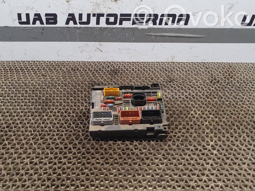 Citroen C5 Sulakemoduuli 