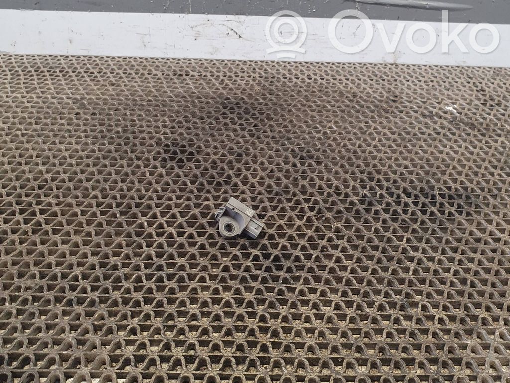 Mazda 3 II Airbagsensor Crashsensor Drucksensor 