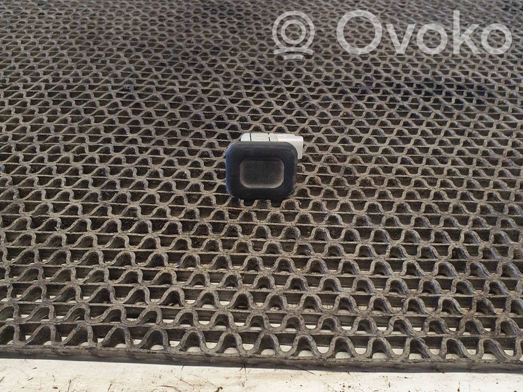 Citroen C4 II Picasso Tailgate/boot open switch button 