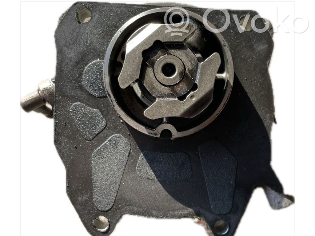 Vacuum pump