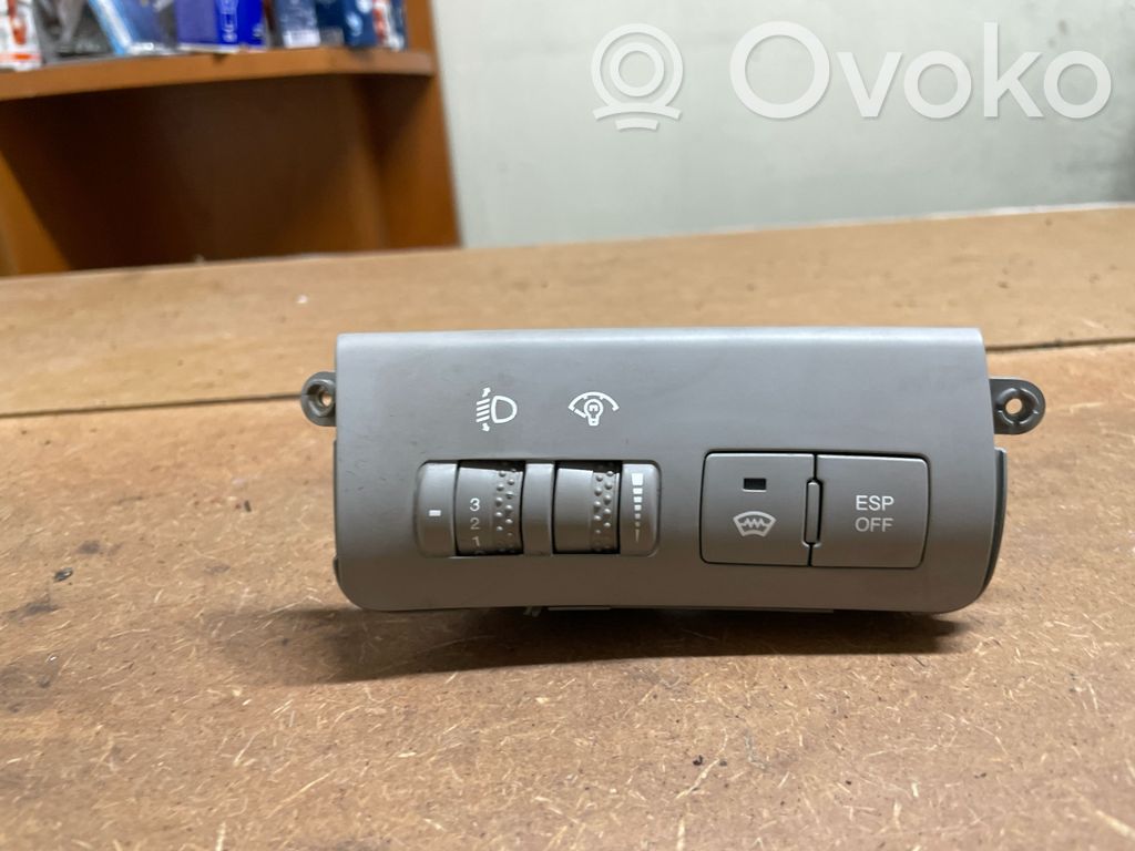 Headlight level height control switch   933001H450ED