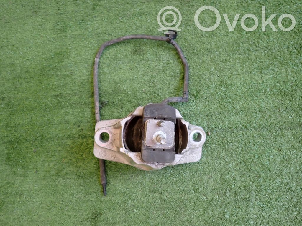 Jaguar F-Pace Engine mount bracket 