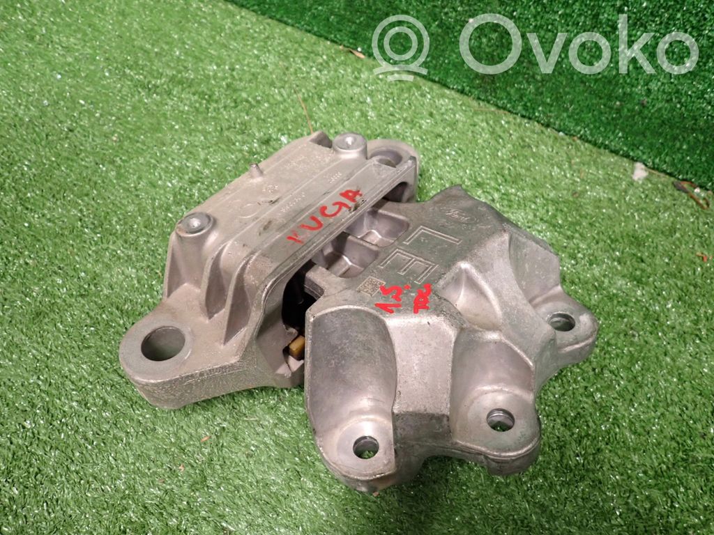 Engine mount bracket   AA10822,7M121