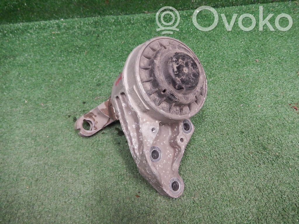 Ford Mondeo MK V Engine mount bracket 