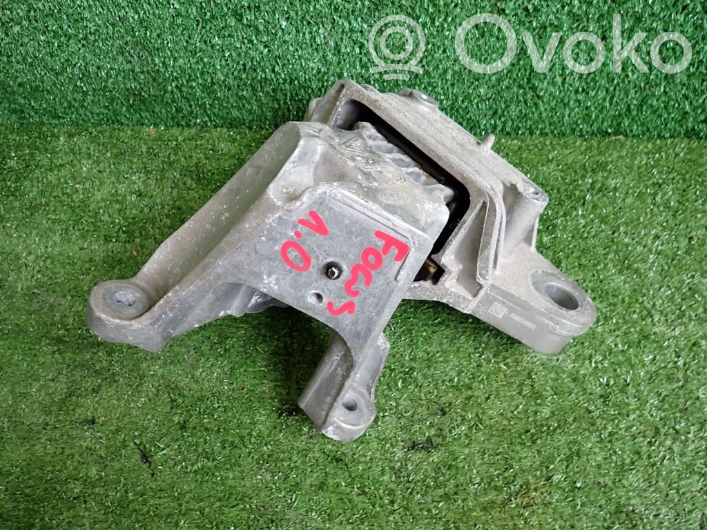 Engine mount bracket   JX617M121AE