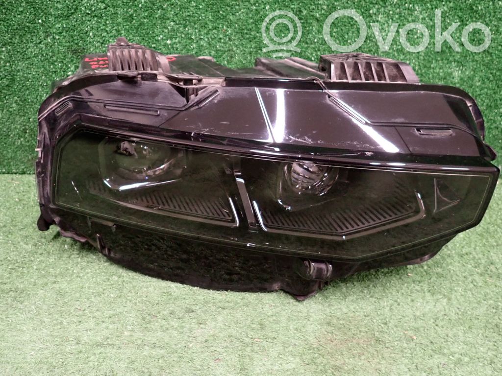 Lynk & co 01 Scheinwerfer 