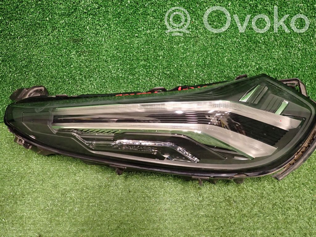 Lynk & co 01 Headlight/headlamp 