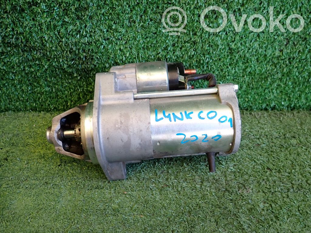 Lynk & co 01 Starteris 