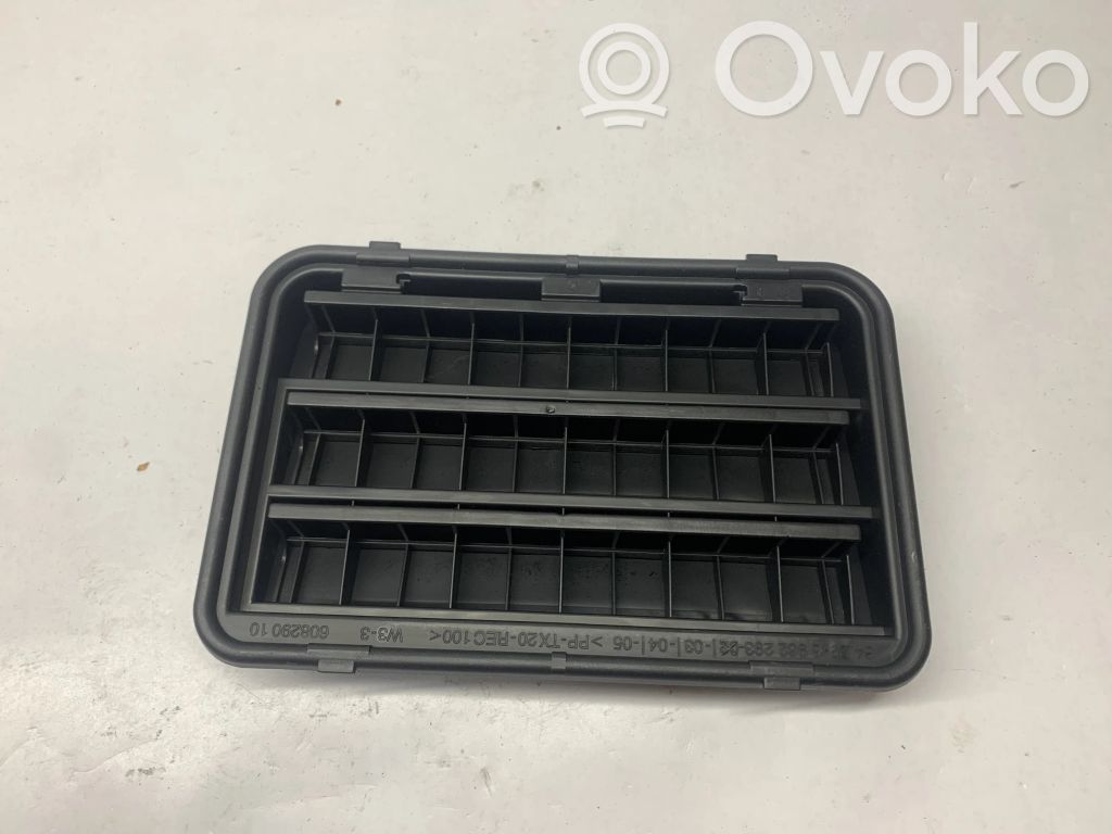 Quarter panel pressure vent   6962293,64226962293
