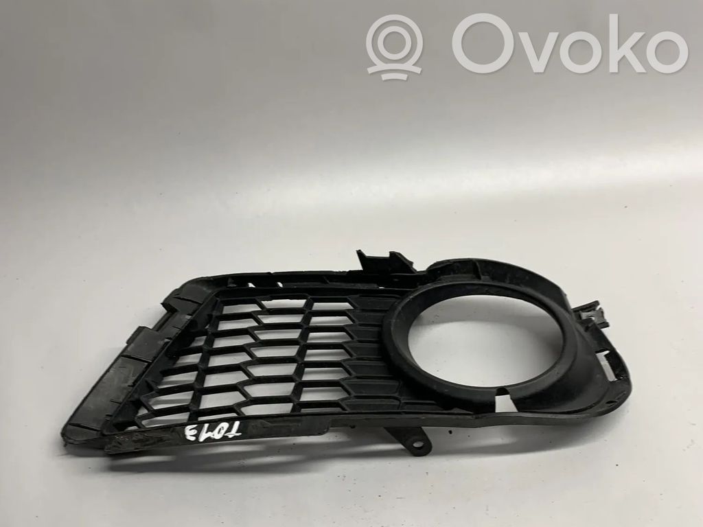 BMW 3 E92 E93 Grotelės priekinės 