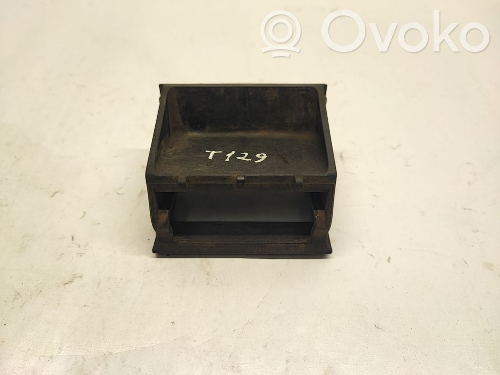 Radiator support slam panel bracket   7533537,753353704