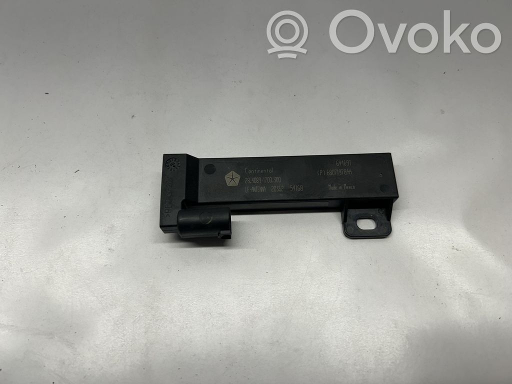 Keyless system antenna   68071978AA,P68071978AA