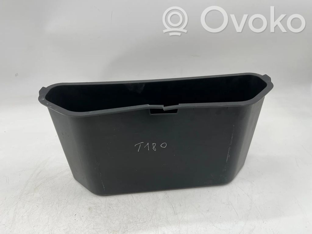 Ram 1500 DT Glove box 