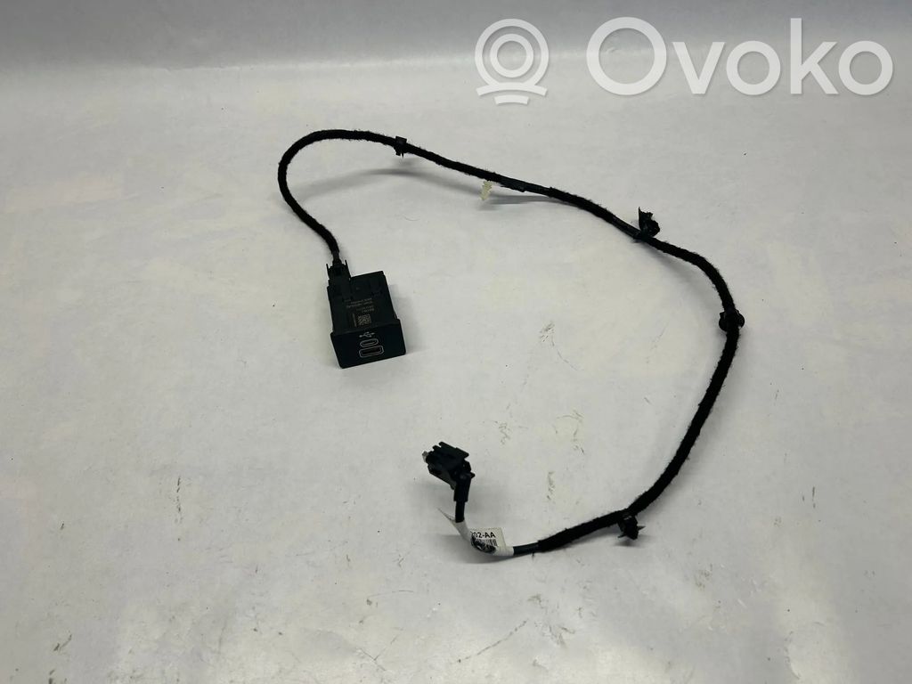 Ford Bronco USB socket connector 
