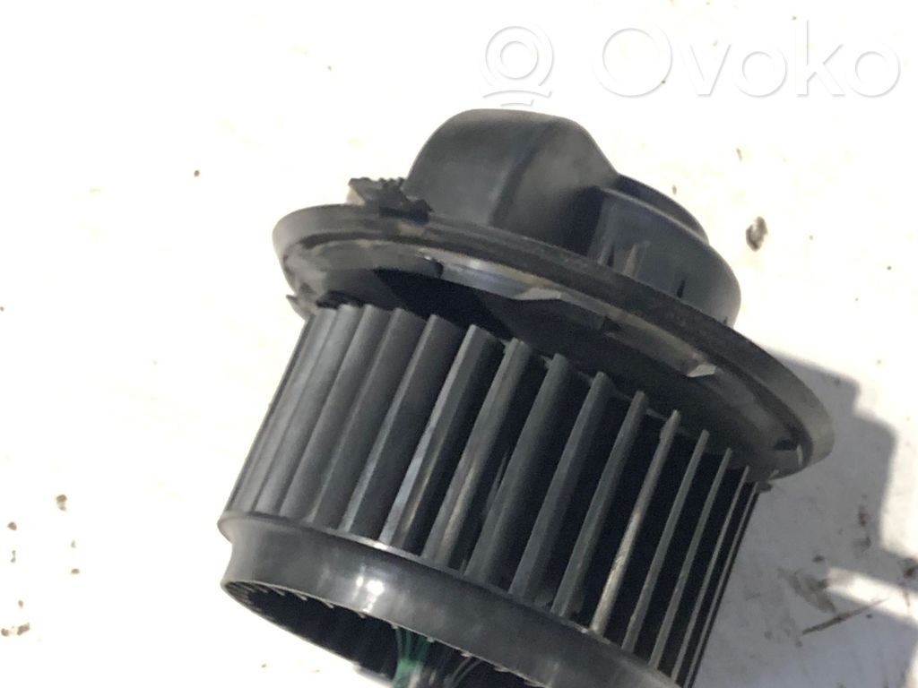 Audi Q7 4L Wentylator nawiewu / Dmuchawa 