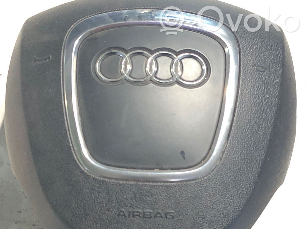 Audi Q7 4L Vairo oro pagalvė 