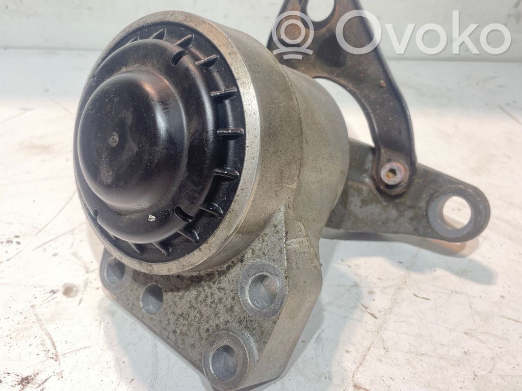 Volvo S60 Engine mount bracket 