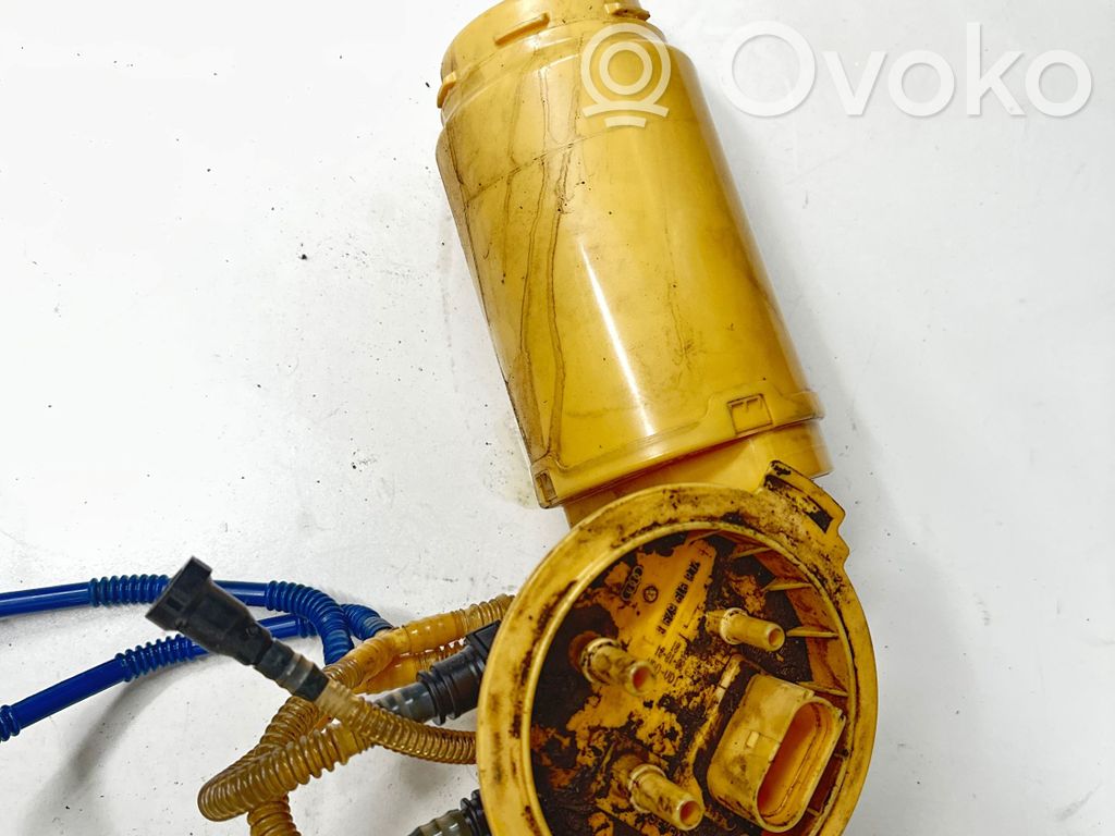 Audi Q7 4L Bomba interna de combustible 