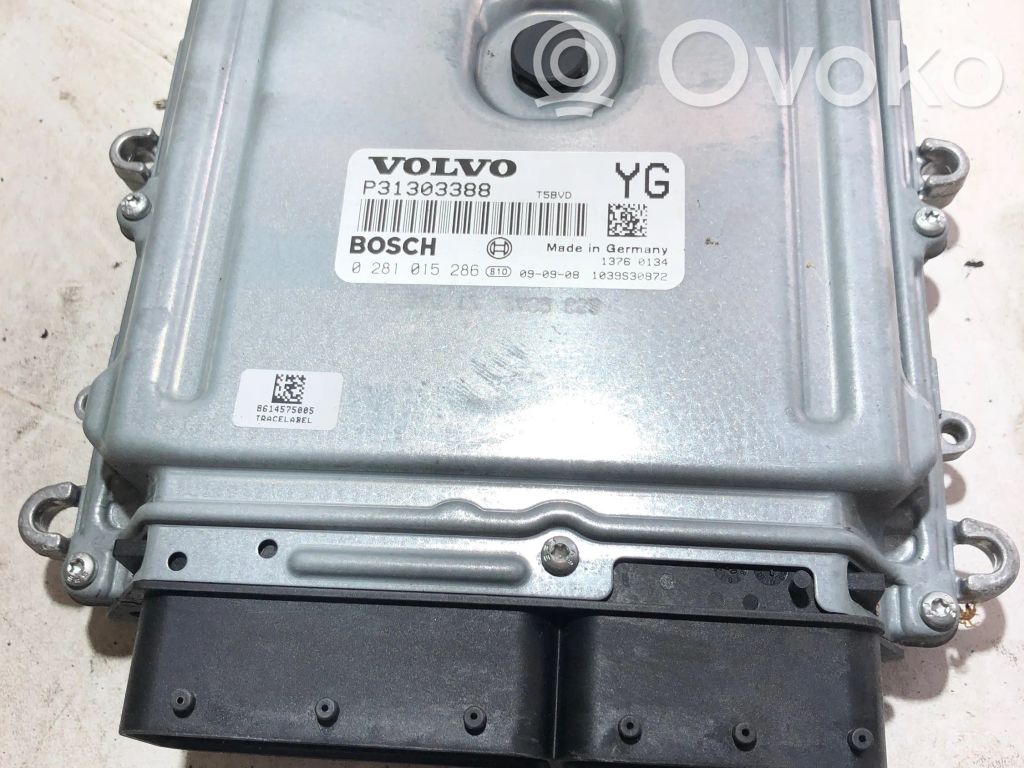 Engine control unit/module   P31303388,0281015286